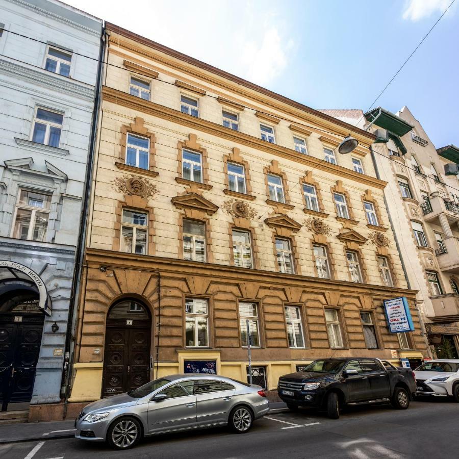 Vintage Home In The Center Budapeste Exterior foto