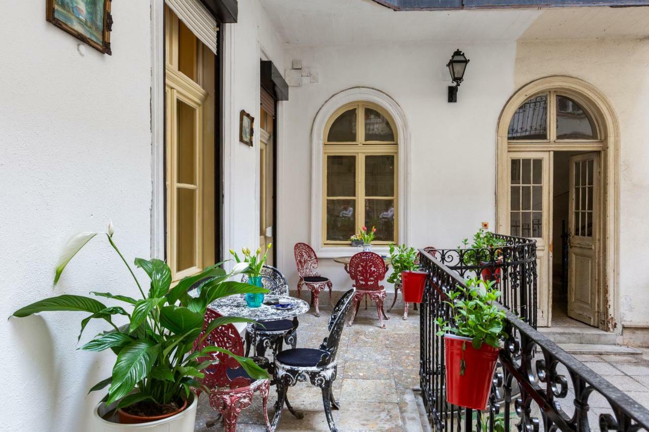 Vintage Home In The Center Budapeste Exterior foto